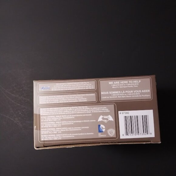 DC Comic Wonder Woman Metal Die Cast - Picture 8 of 8